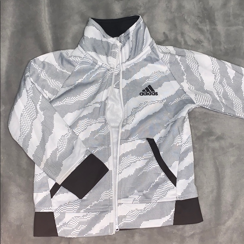 Adidas lightweight windbreaker